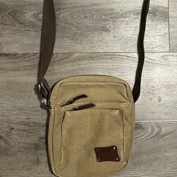 USED- ACACIA Crossbody Canvas Bag - Picture 2 of 6